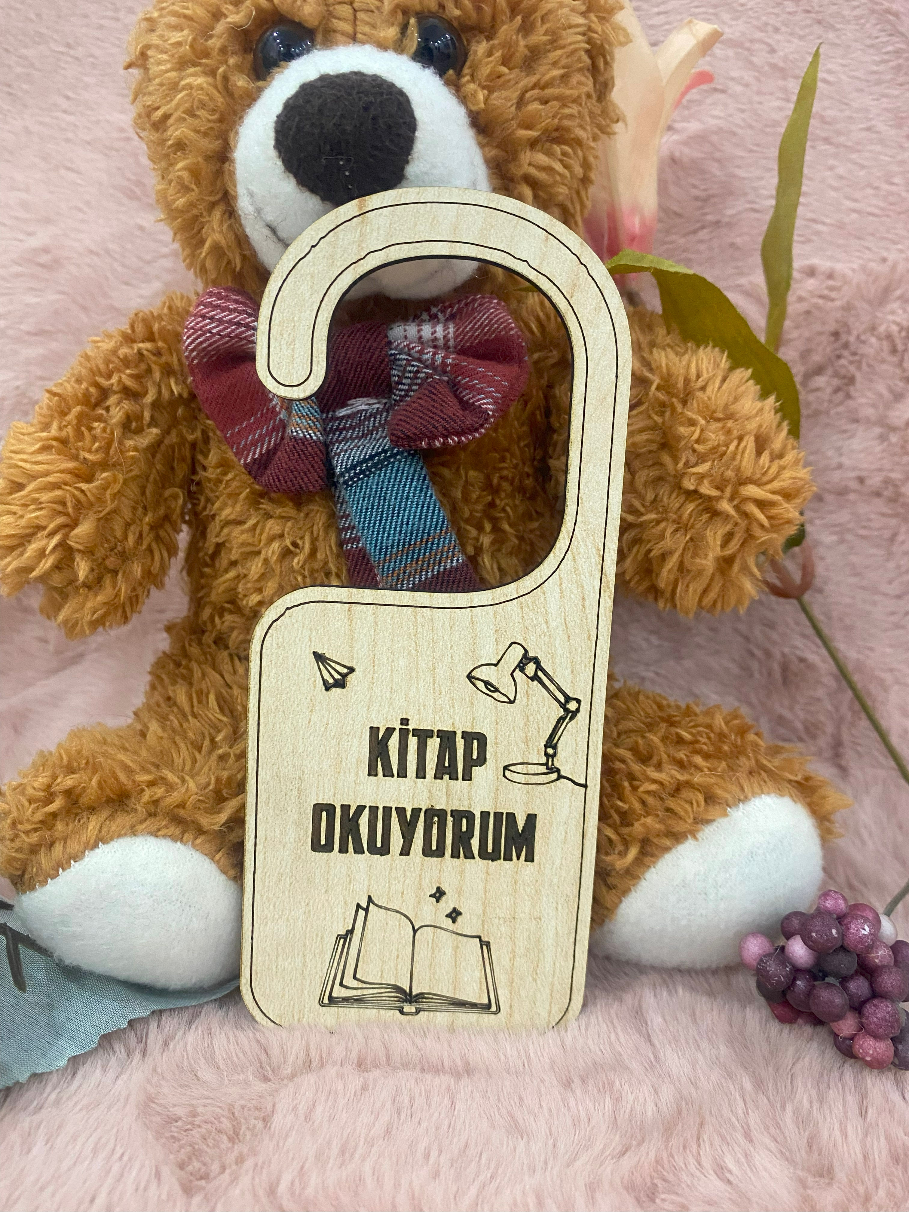 Kitap Okuyorum Kapı Uyarı Levhası