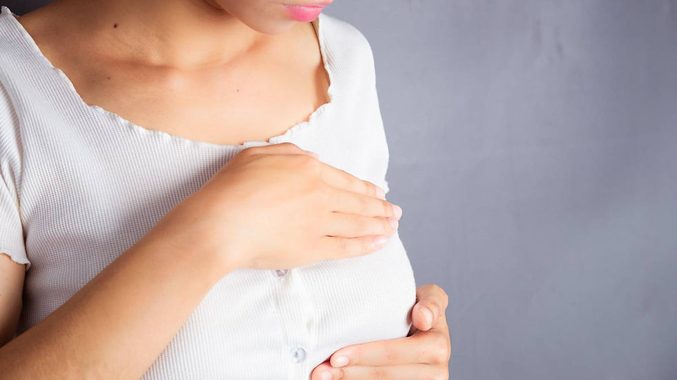 バストの垂れに悩む女性