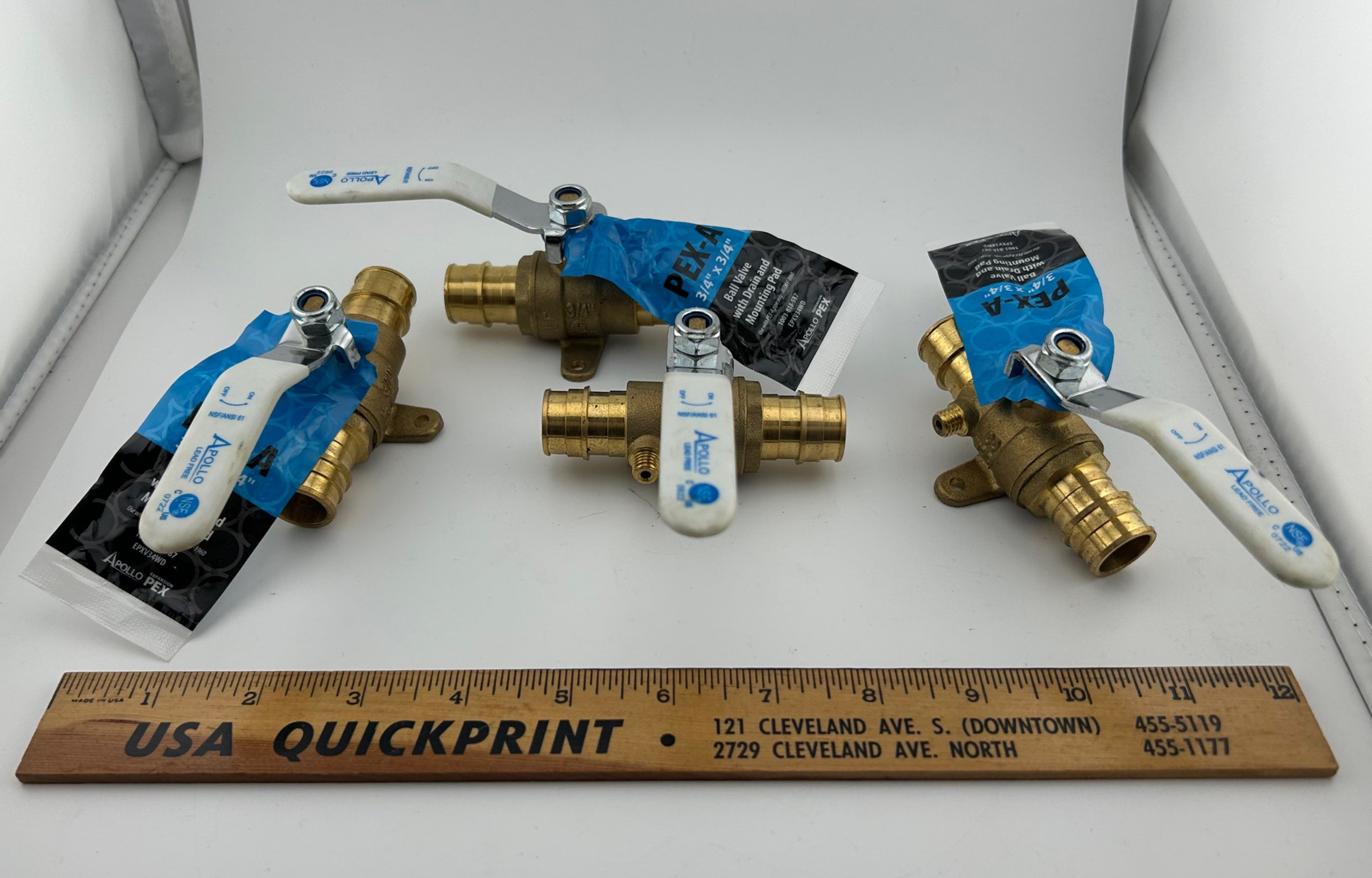 Apollo Pex-A 3/4” x 3/4” Ball Valve with Drain and Mounting Pad - lot of 4 