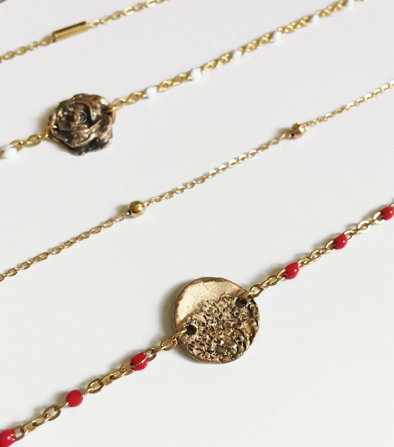Bracelet médaillon et chaine émaillé