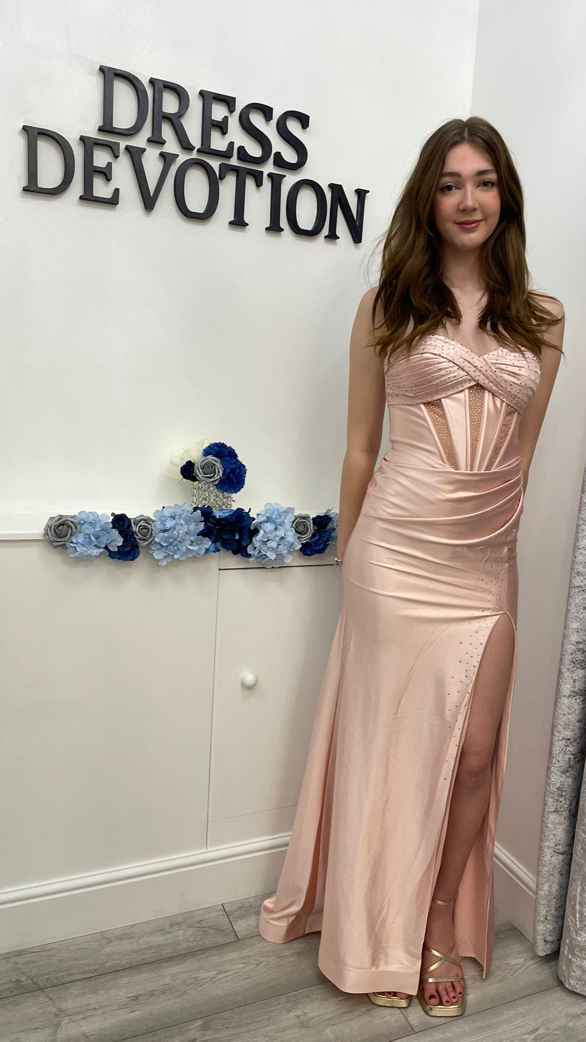 DD5324 - Rose Gold - Size XS