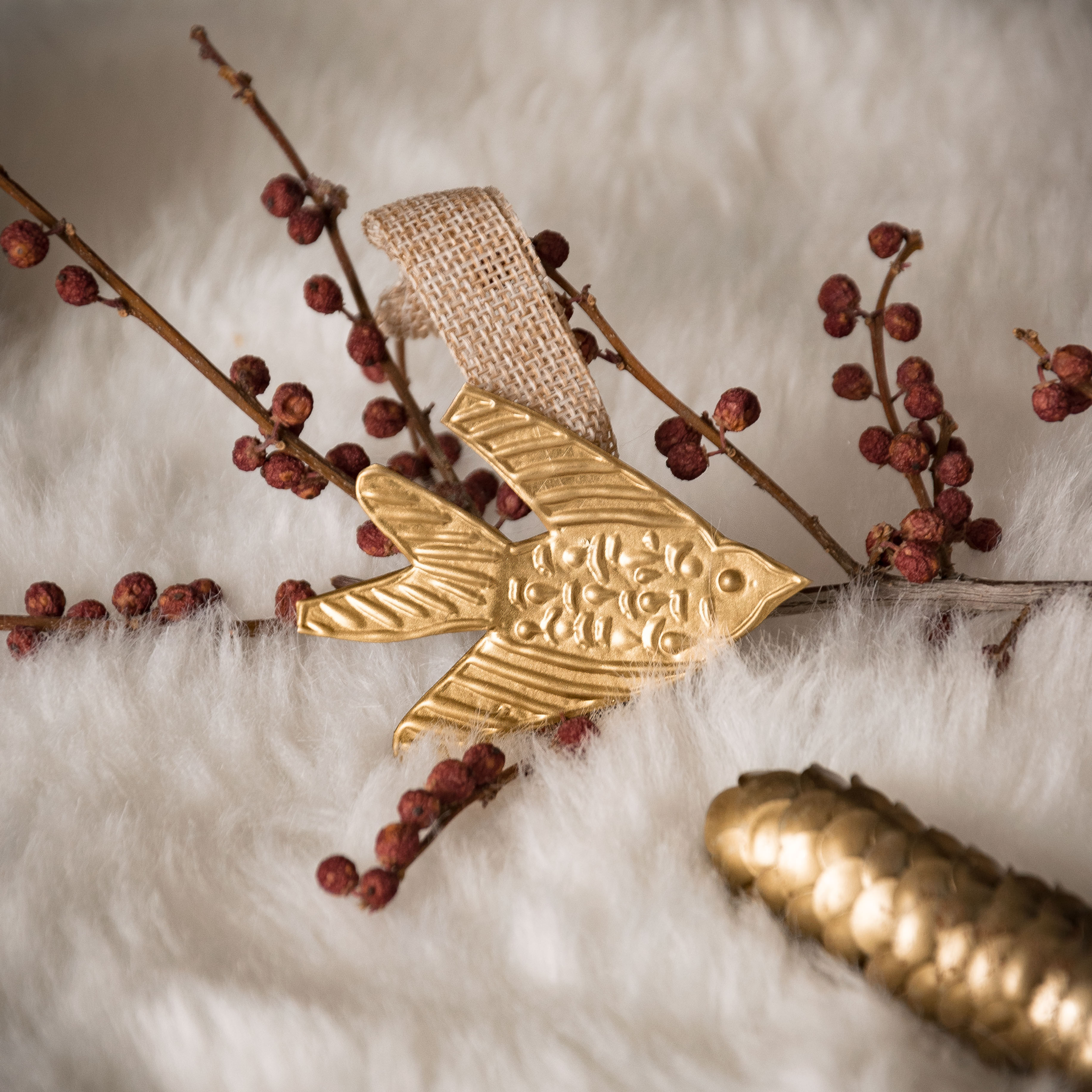 COLOMBE DORÉE EN LAITON