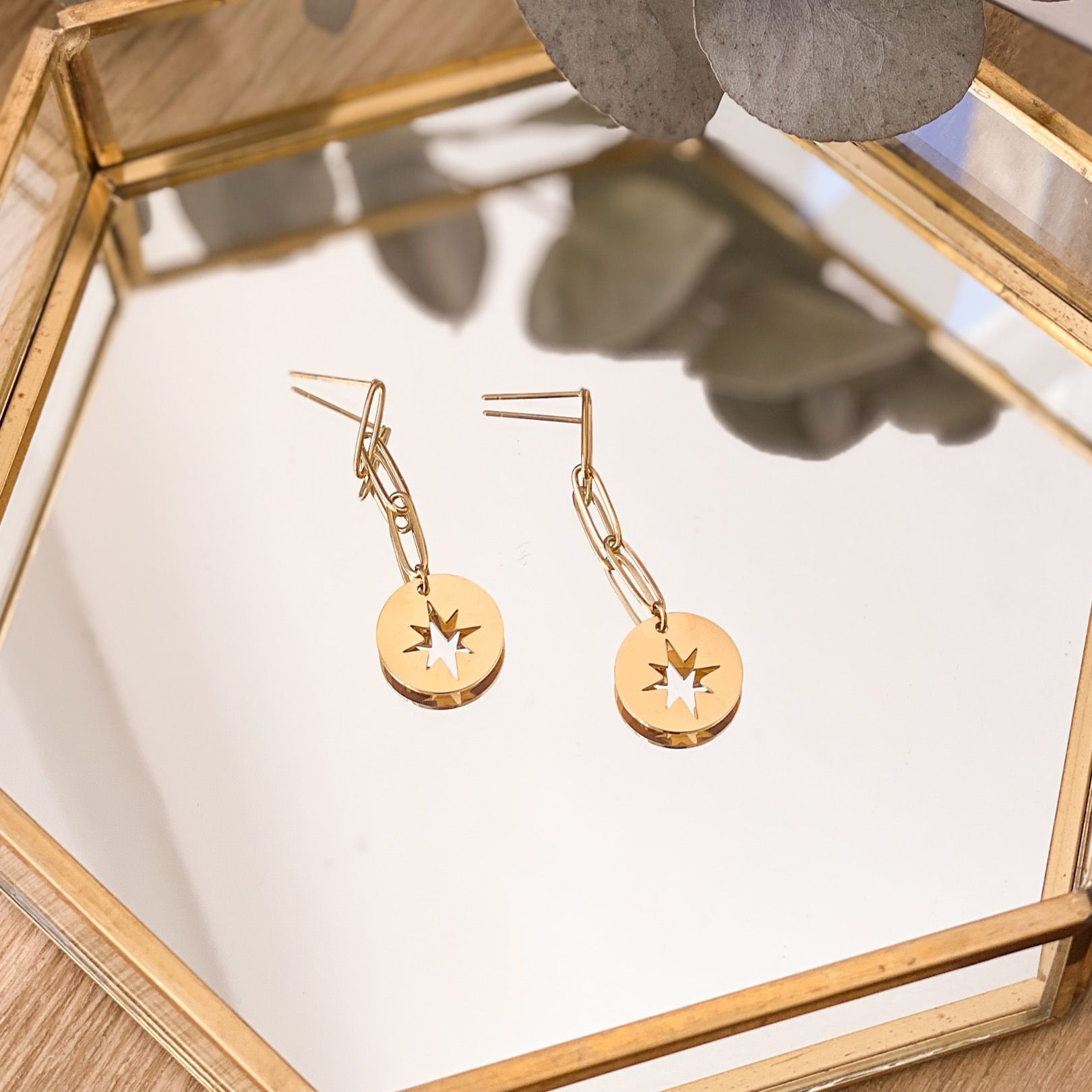 IZIA - BOUCLES PENDANTES CHAINETTES  DORÉES