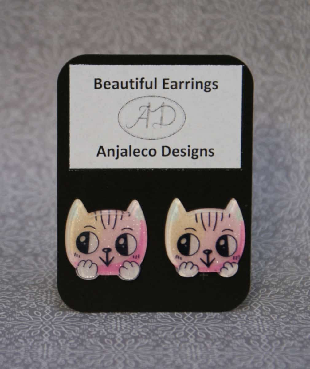 Blushing Cats - Beautiful Earrings - 19mm x 19mm - Hypo-allergenic Studs