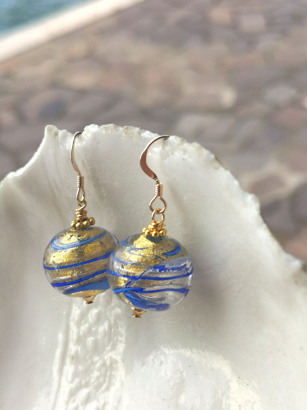 Thumbnail: Blue Spiral Murano Glass Round Earrings