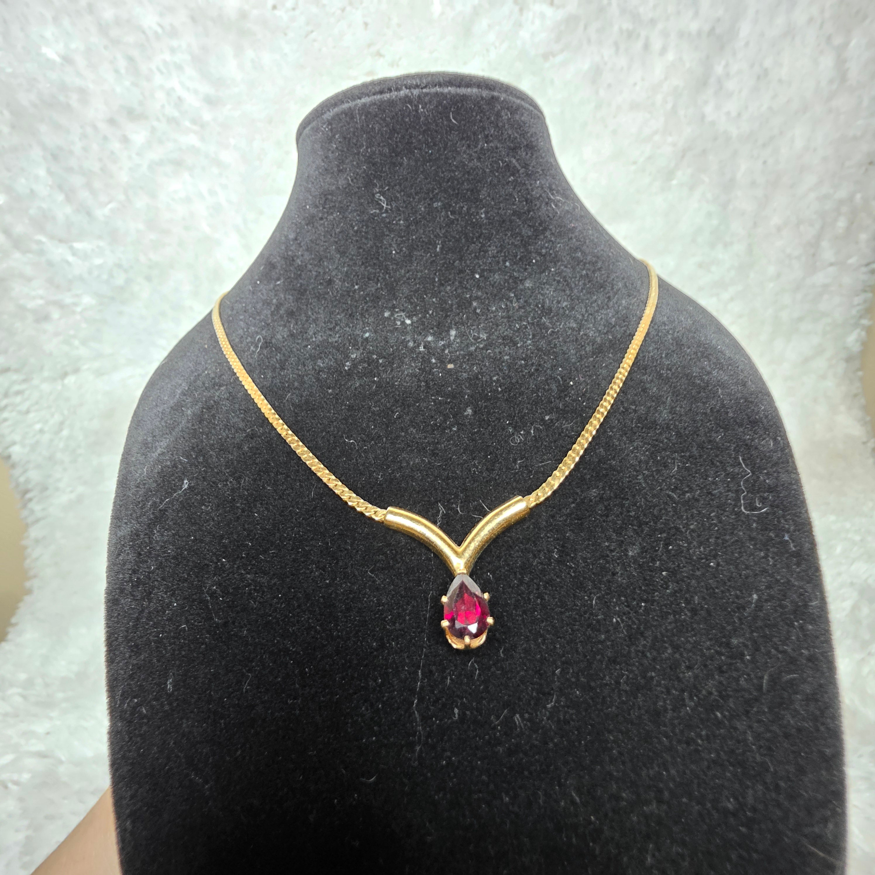 Goldtone 2mm Herringbone Red Crystal Teardrop Necklace