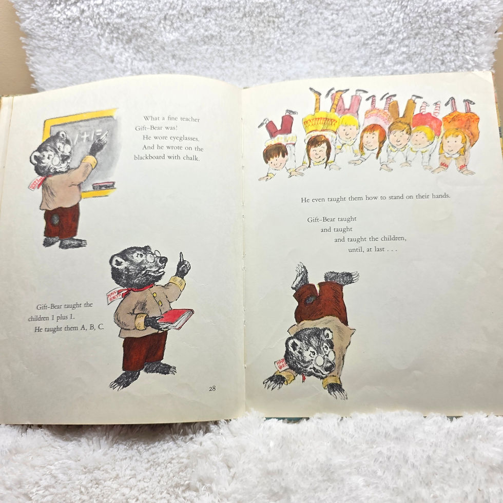 Thumbnail: Book-1966-A Gift-Bear for the King-Hardcover