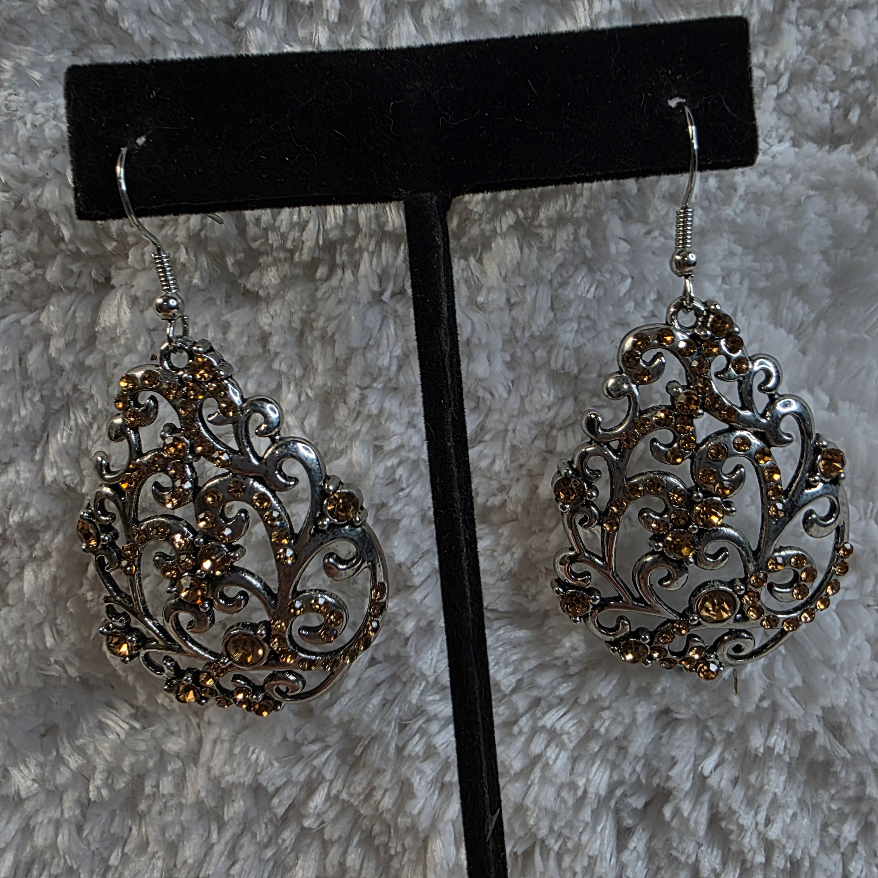 Paparazzi “Winter Garden Breeze” Earrings-Silvertone Filagree w/Orange Stones