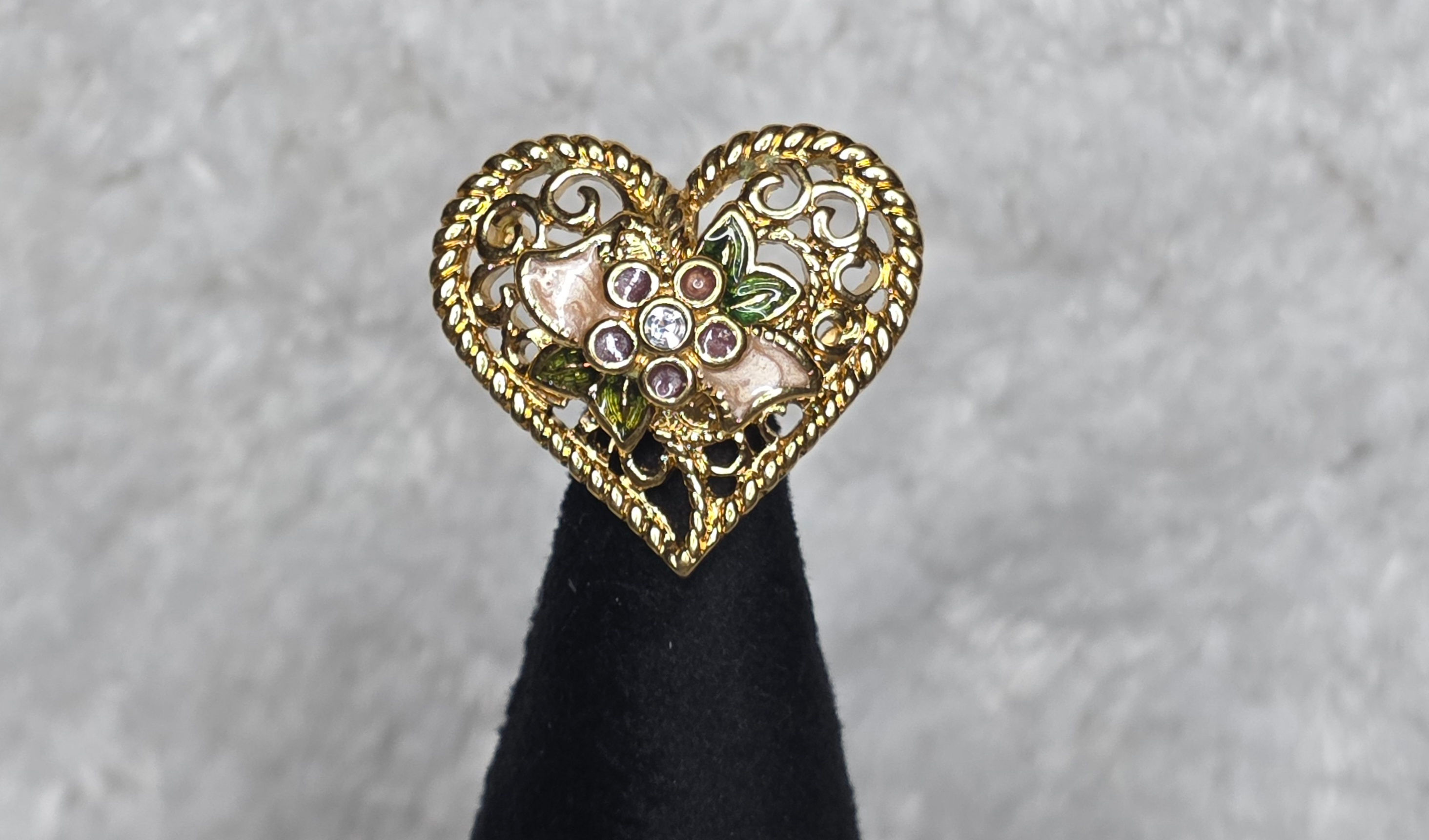 Avon Goldtone "Love" Heart Pin