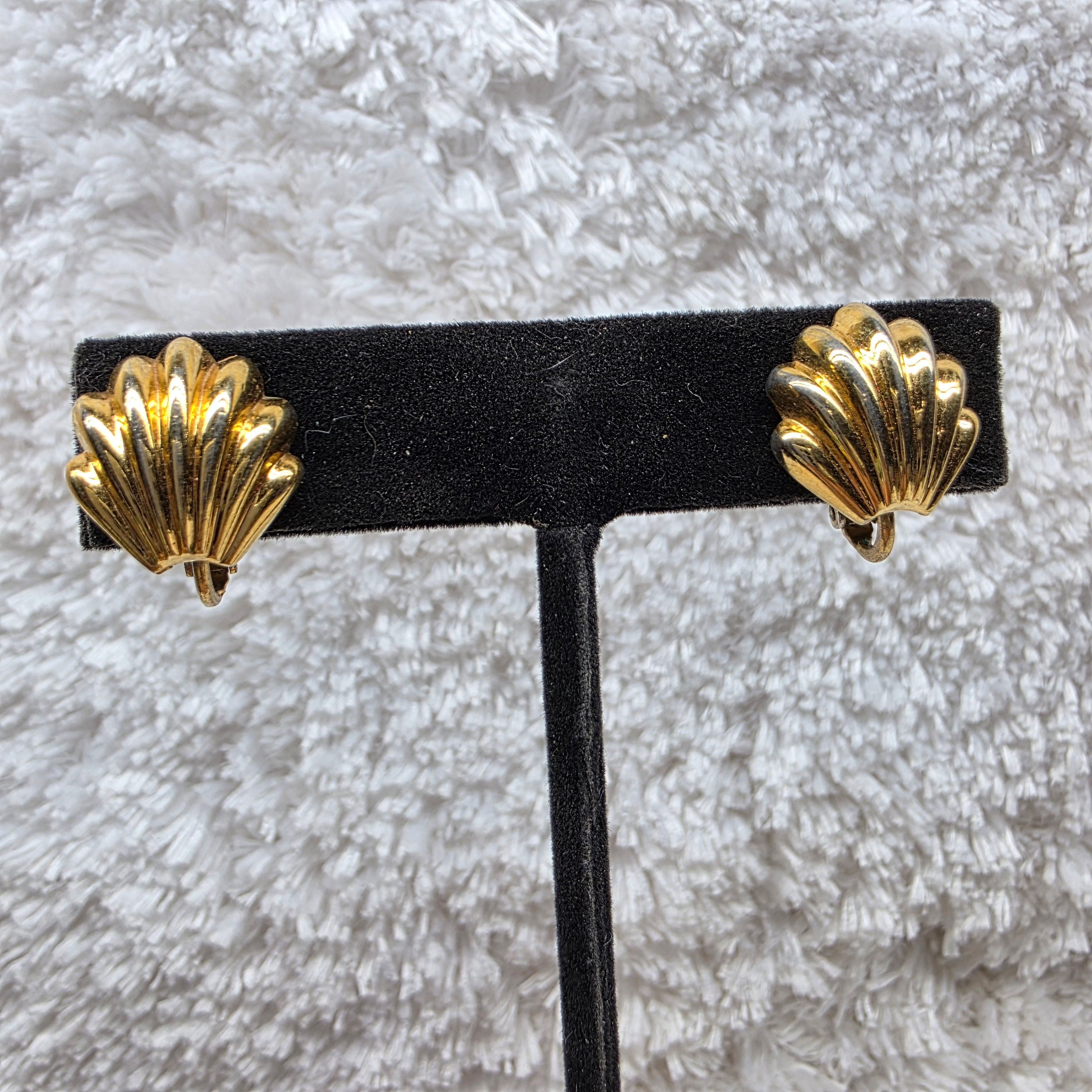 Vintage Napier Goldtone Seashell Clip-On Earrings