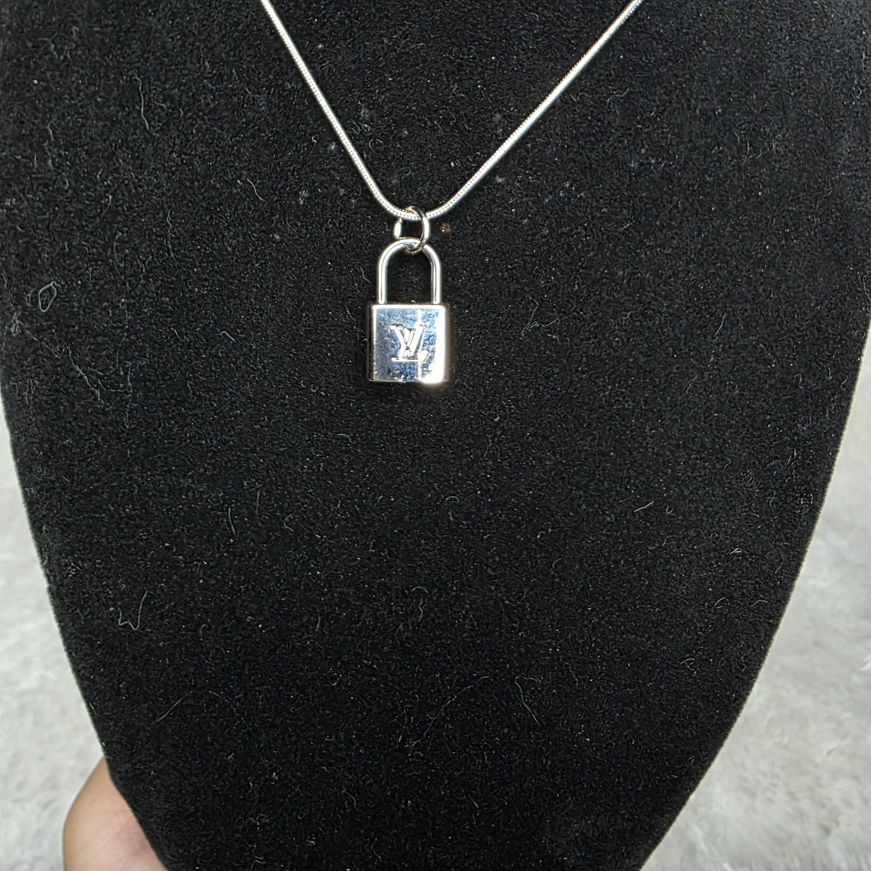 Authentic Louis VuittonPendant Necklace-Lock