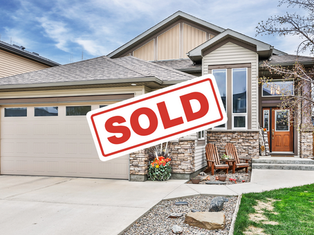 Lethbridge Bi-level in Riverstone: 31 Riverland Close W