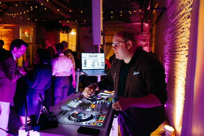 DJ Dan Fudim - NY Wedding DJ - Best DJ - Top DJ in NYC - performing at a Wedding