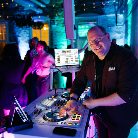 Your Guide to Finding the Perfect Wedding DJ in New York