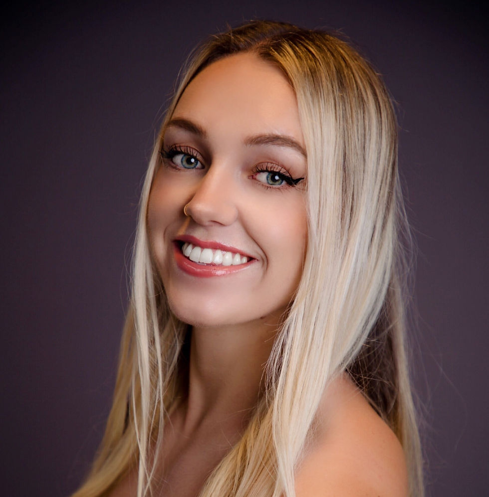 McKenna Slack as Micaëla