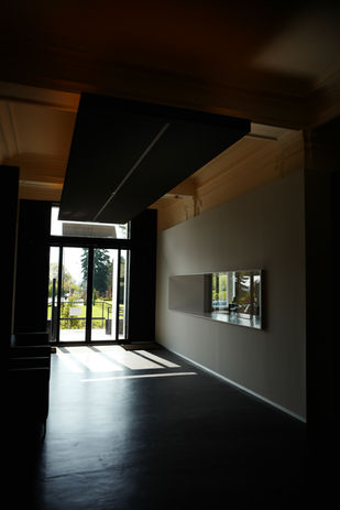 transformation et aménagement design de l'entrée d'un hôpital