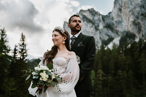 Darab_Zsuzsa_Piece_of_You_weddings_Grüner_See_style_shoot_2025.05.10_web_res_067.jpg