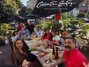 Cochinita Country restaurante yucateco en Ángel Urraza 1503 col. Letrán valle, en CDMX