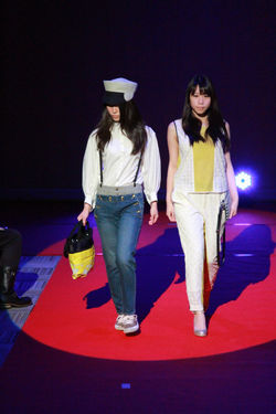 age（アージュ）