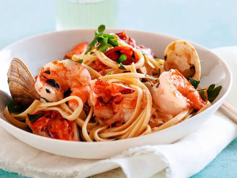 Talharim com frutos do mar