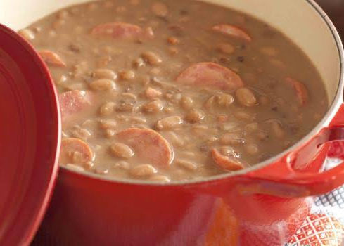 Feijão com linguiça defumada