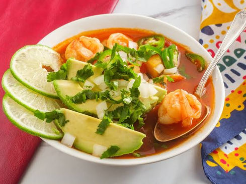 Sopa de peixe com camarão