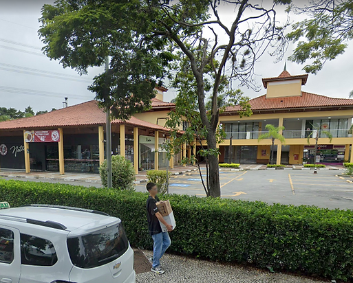 Fachada da Clínica Girassole, local de atendimento psicológico na Vila São Francisco, em São Paulo.