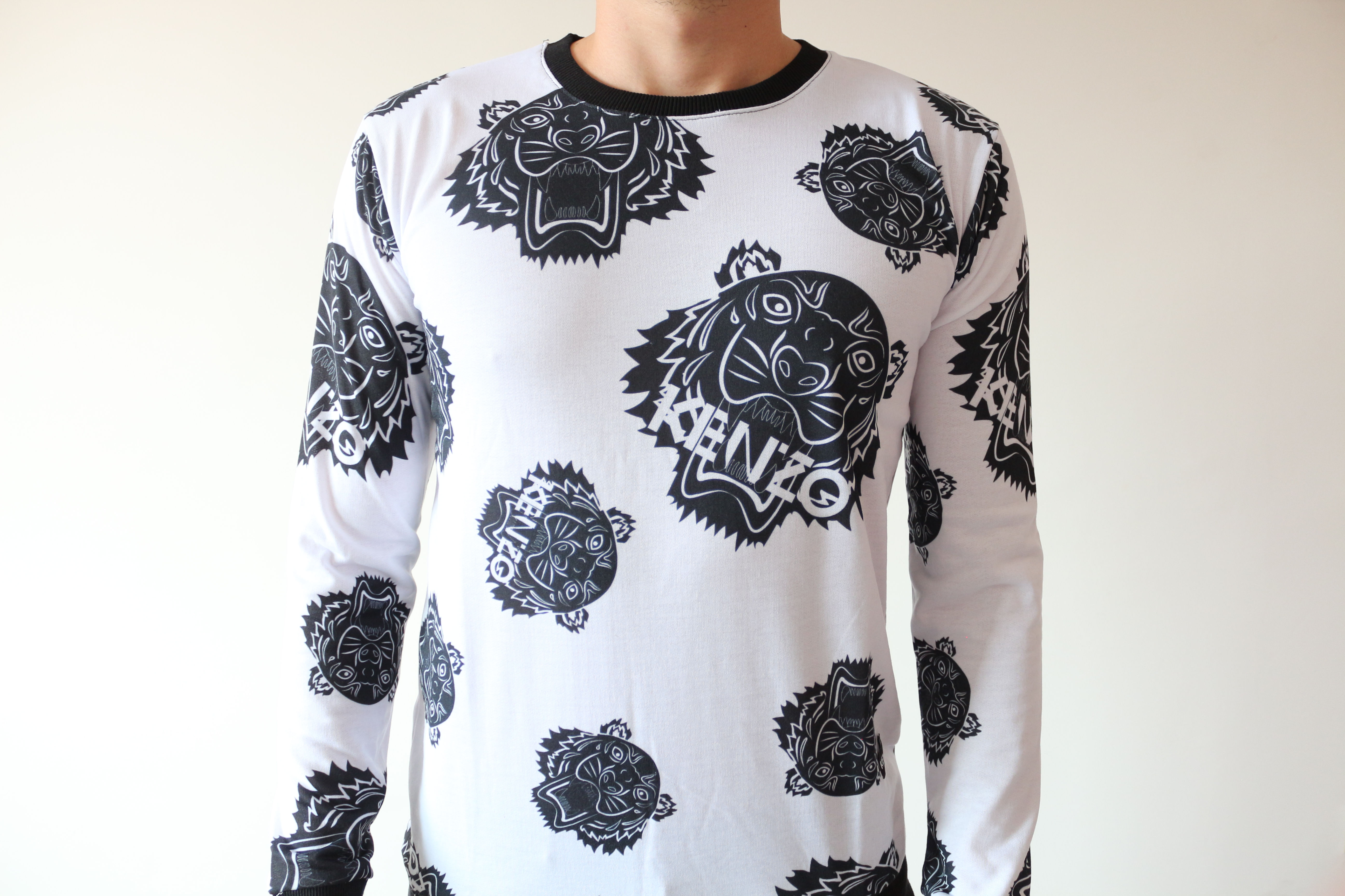 KNZ SWEATSHIRT