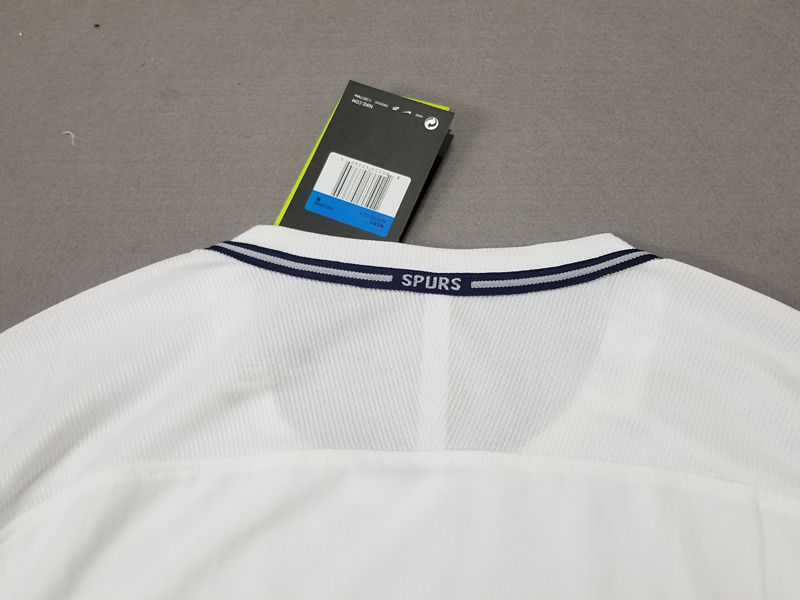 Thumbnail: Tottenham Hotspur thuis tenue