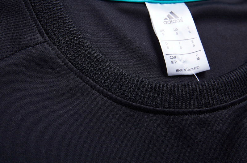 Thumbnail: Real Madrid sweater zwart