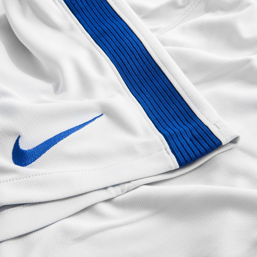 Thumbnail: Chelsea uit tenue 17/18
