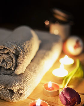 massage-therapy-1584711_1920.jpg