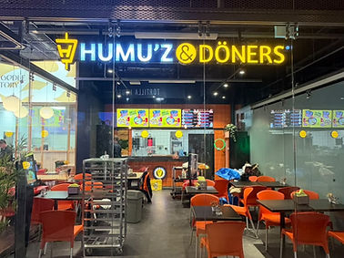humuz döners kamppi.jpeg