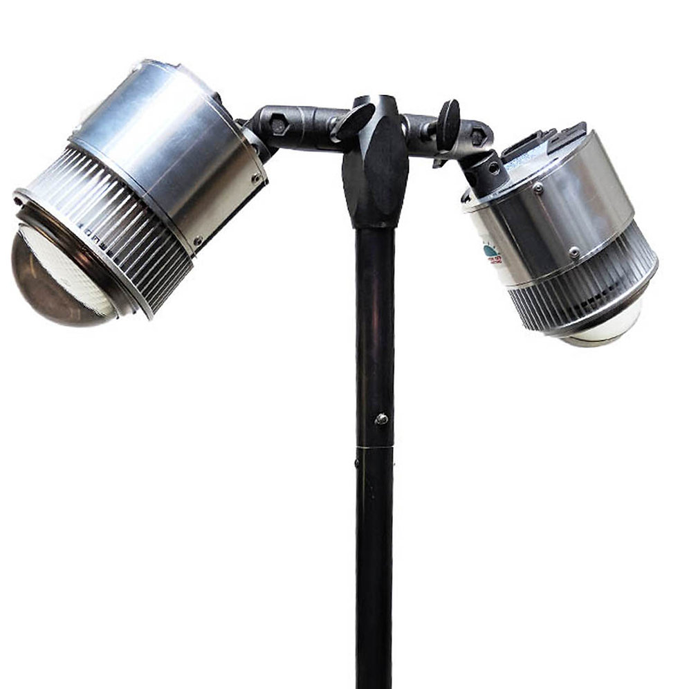 DUAL ADJUSTABLE HEAD TABLE CLAMP LIGHTS tradeshowlighting