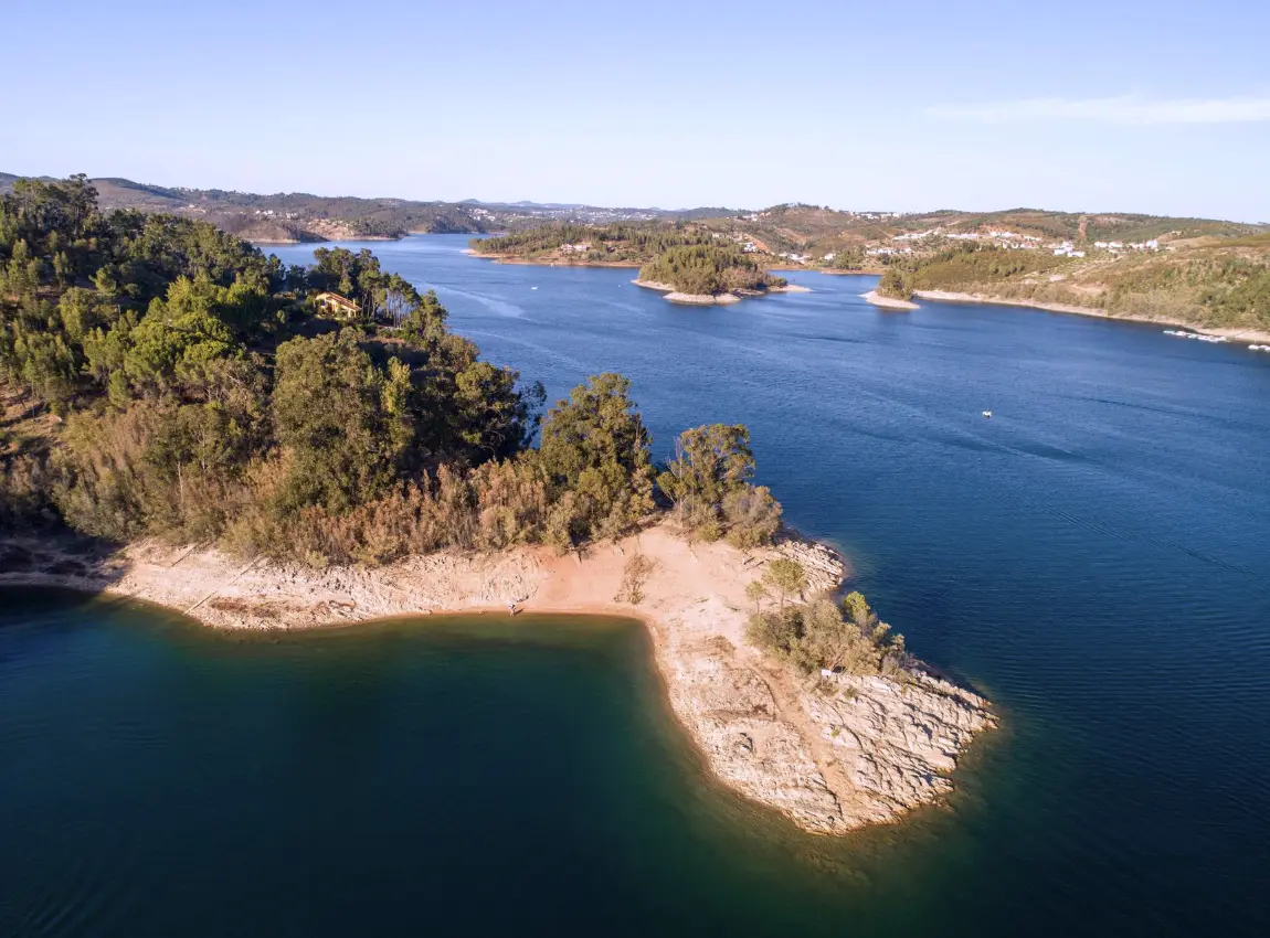 Alverangel Beach, bird view, secluded beach at castelo de bode lake
