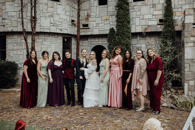 outdoor wedding party photography 