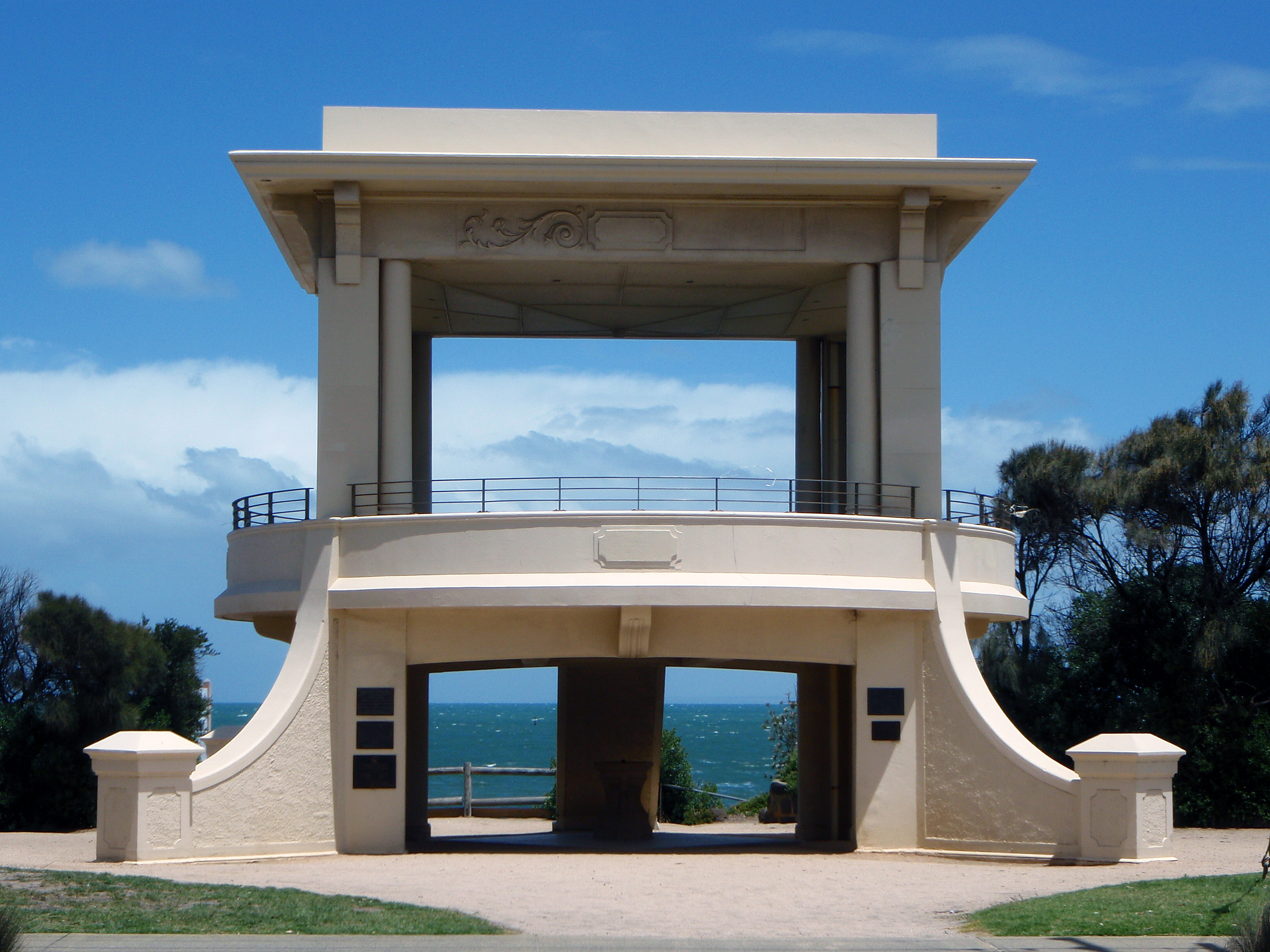 Band Rotunda