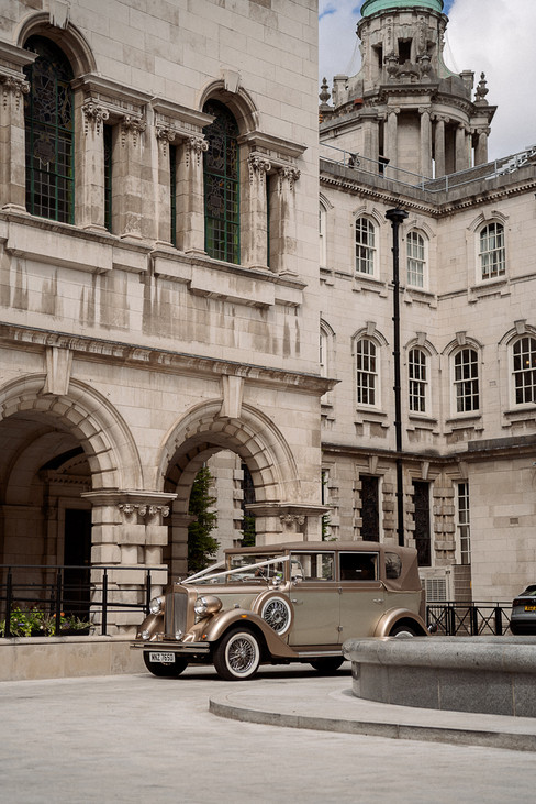 Belfast city hall wedding car