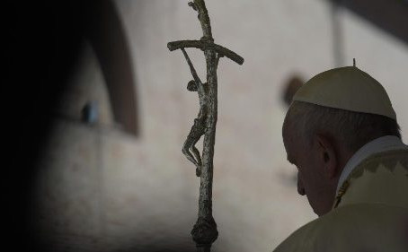 Papa: o Espírito Santo é o reconstrutor da esperança