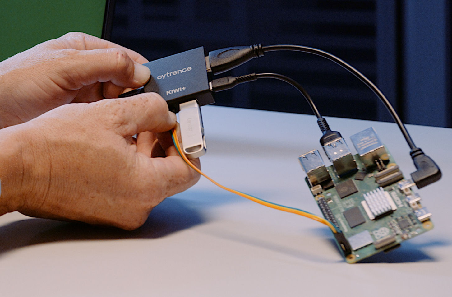 KIWI & Raspberry Pi 5 8GB Kit