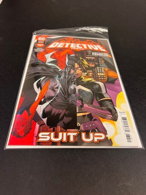 DC Batman Detective Comics 1038 Suit Up