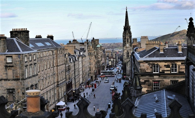 Edinburgh S Old Town Close