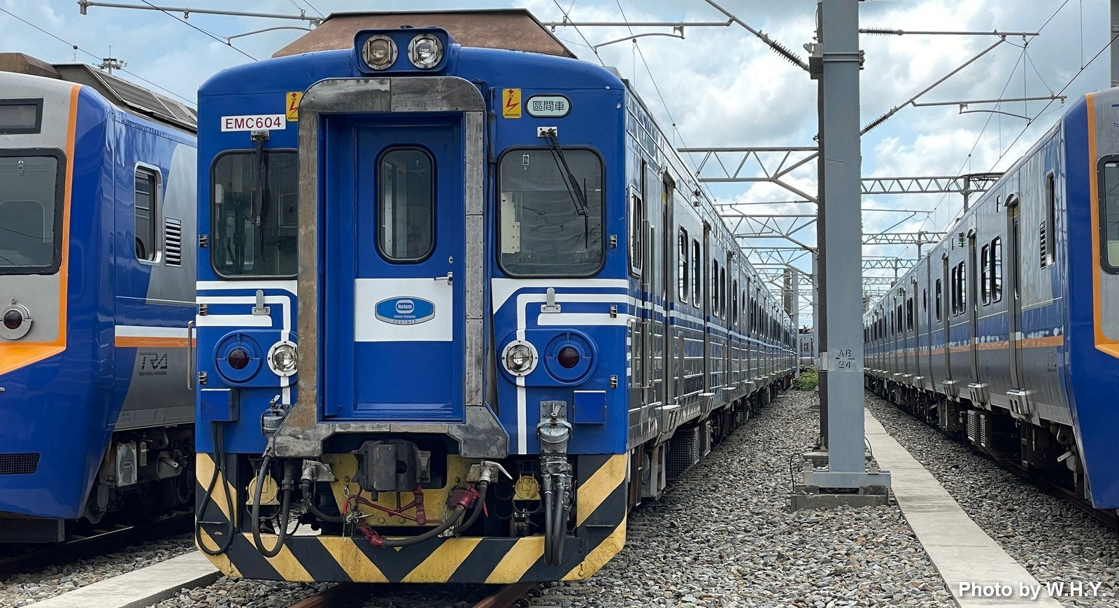 Sanying S010 - TRA EMU600 Formation 605 (4-Car Base Set)