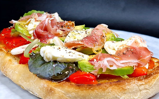 Ciabatta poivron chèvre jambon cru