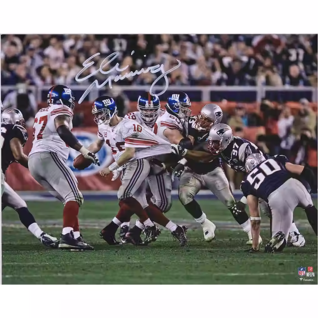 Eli Manning Signed New York Giants Super Bowl XLII Escape 8" x 10" Photograph