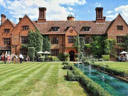 Was back at Woodhall Manor yesterday for Helen & Chris' wedding. Beautiful day for it.