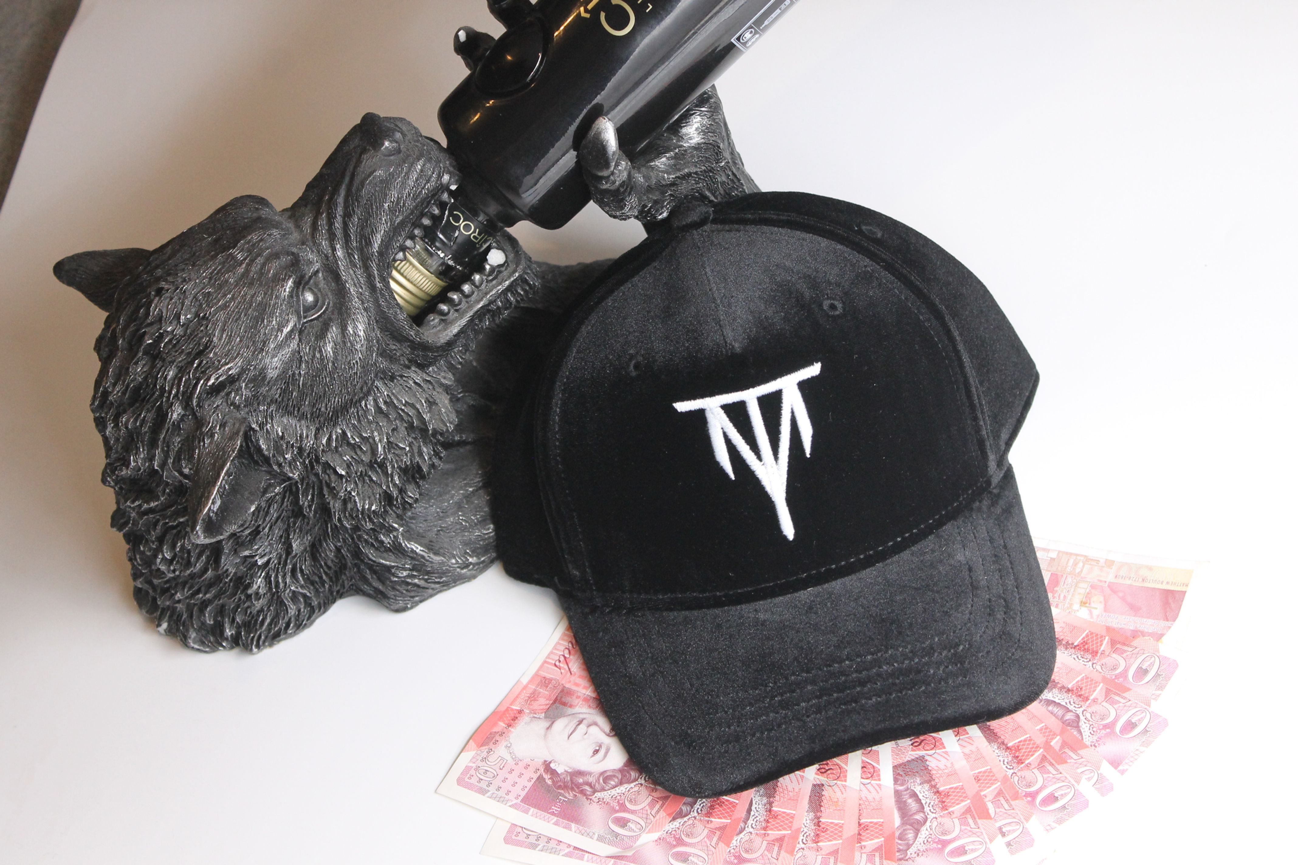 Original Velvet strapback