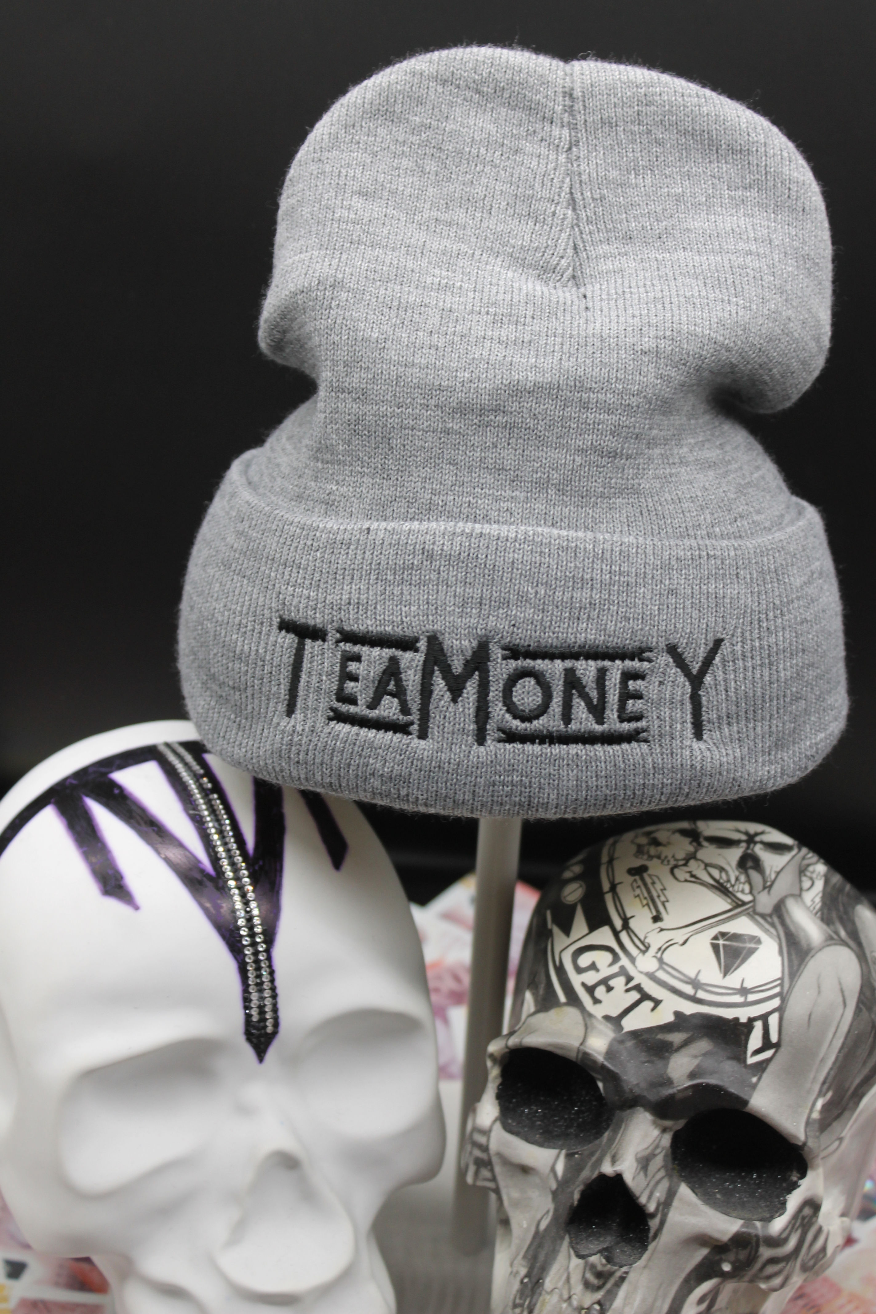 Grey TeaMoneY Toque