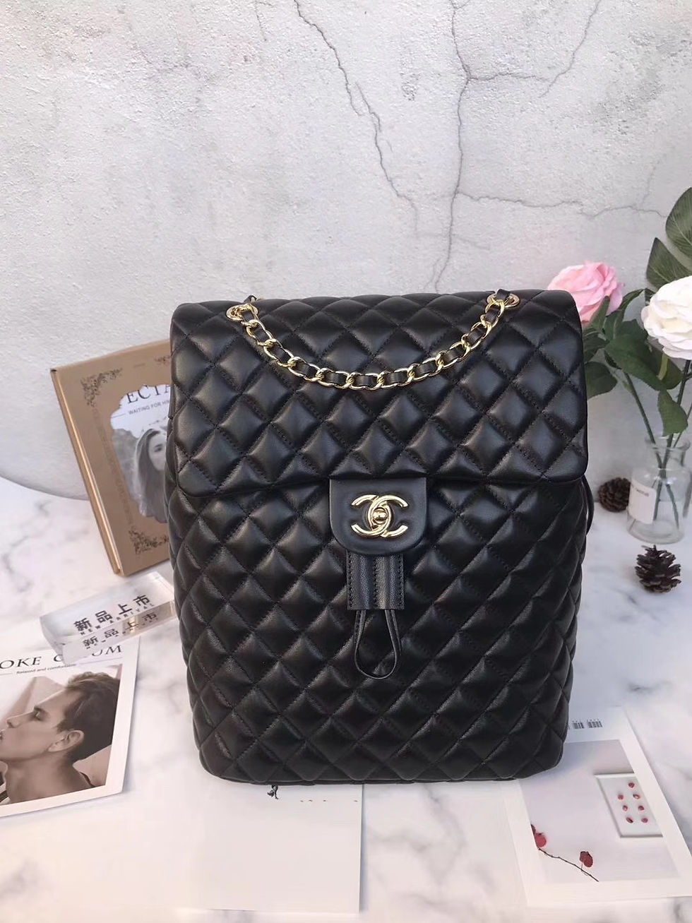 Thumbnail: Sur Commande Sac à dos Chanel en cuir top qualité