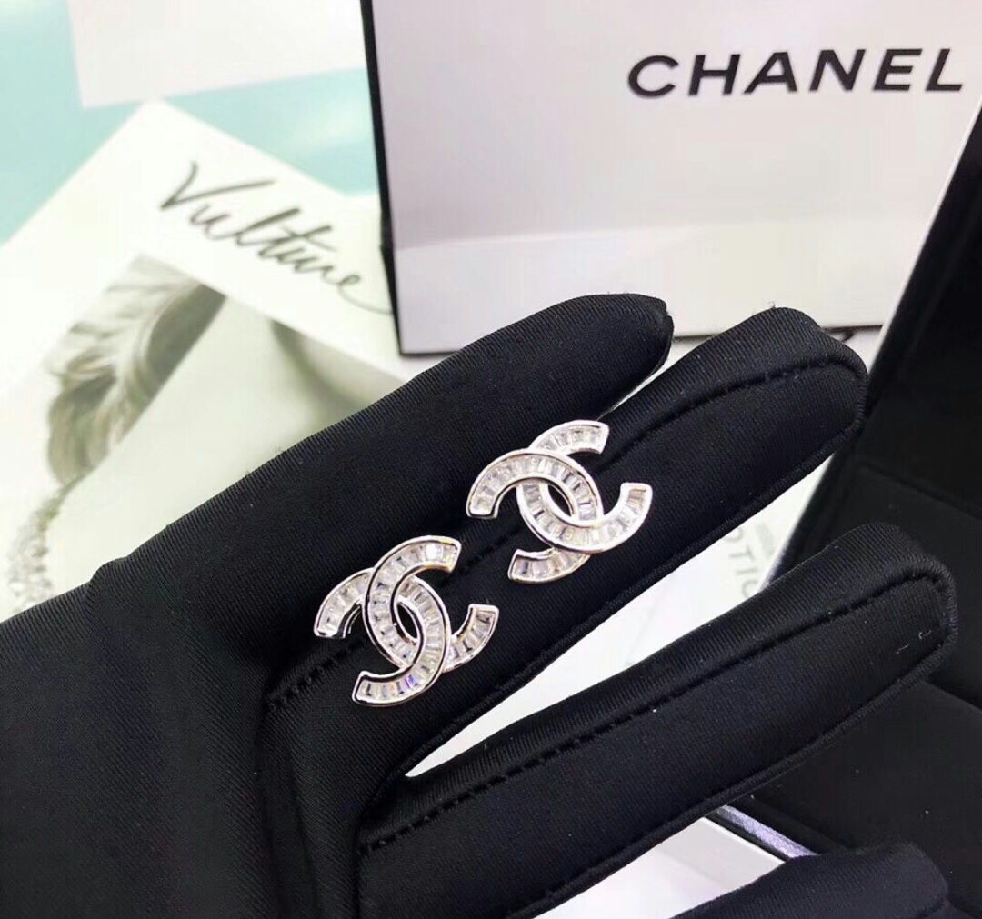 Sur Commande boucle d'oreille chanel